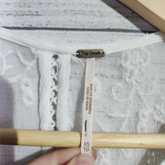 Free People White Lace Women's Top, Size XS - Picture 5 of 9